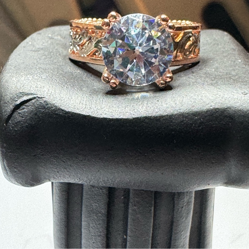 NWT Rose Gold Solitaire Band - Picture 7 of 16